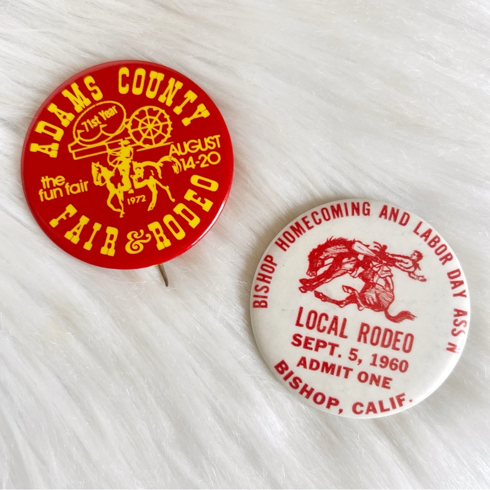 1960 Bishop California Rodeo Admittance Badge • Vintage Western Pin CA - Picture 4 of 4